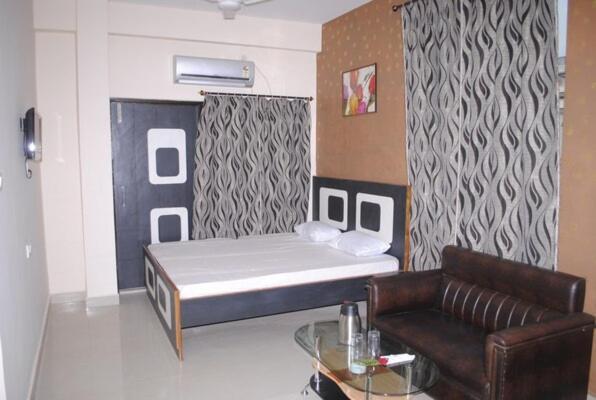 Hotel Surya Jumri Tilaiya Bagian luar foto