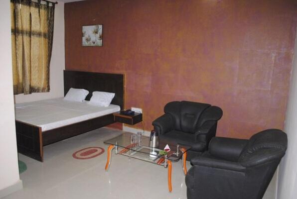 Hotel Surya Jumri Tilaiya Bagian luar foto